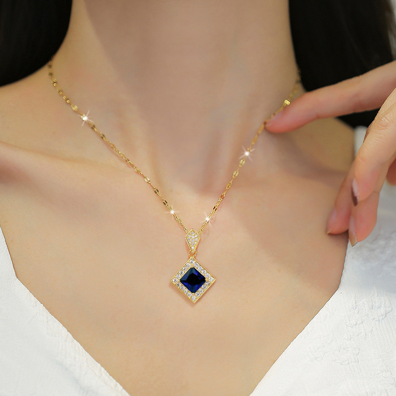 Badminton Victory - Luxury Royal Court Style Geometric Rhombus