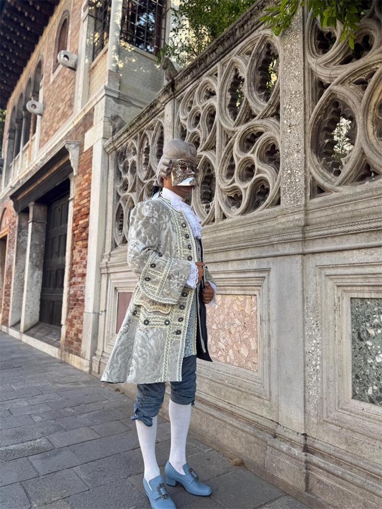 1700s Baroque Rococo Men's Tux - огляд і ціна Badminton Victory